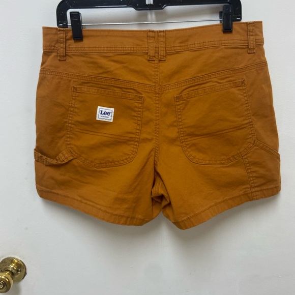 Lee Women's Rust Cargo Shorts - Picture 9 of 14